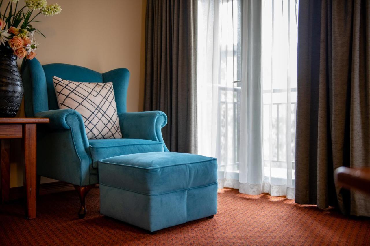 Hotel Gateway On Monash Notting Hill Esterno foto