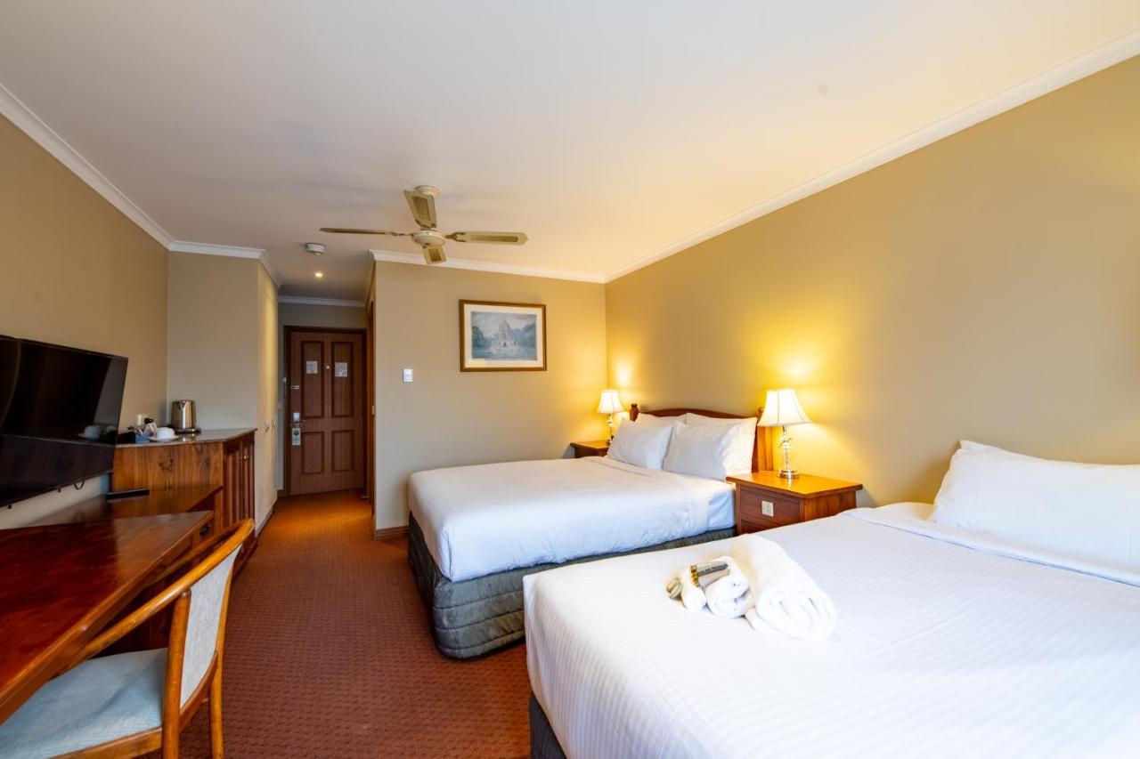 Hotel Gateway On Monash Notting Hill Esterno foto